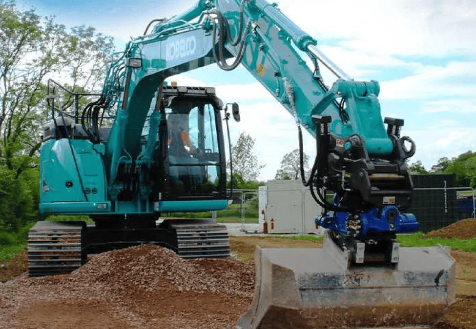 kobelco-sk140-3